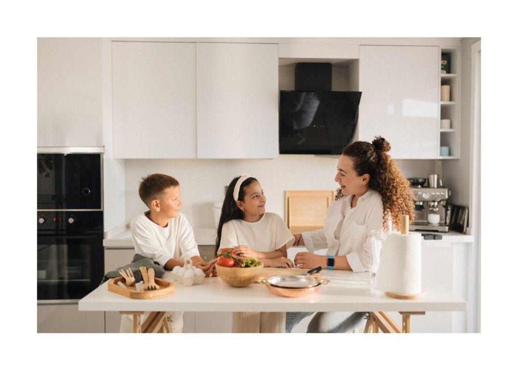 Involucrar a los niños en la cocina: crianza consciente y hábitos saludables para toda la familia