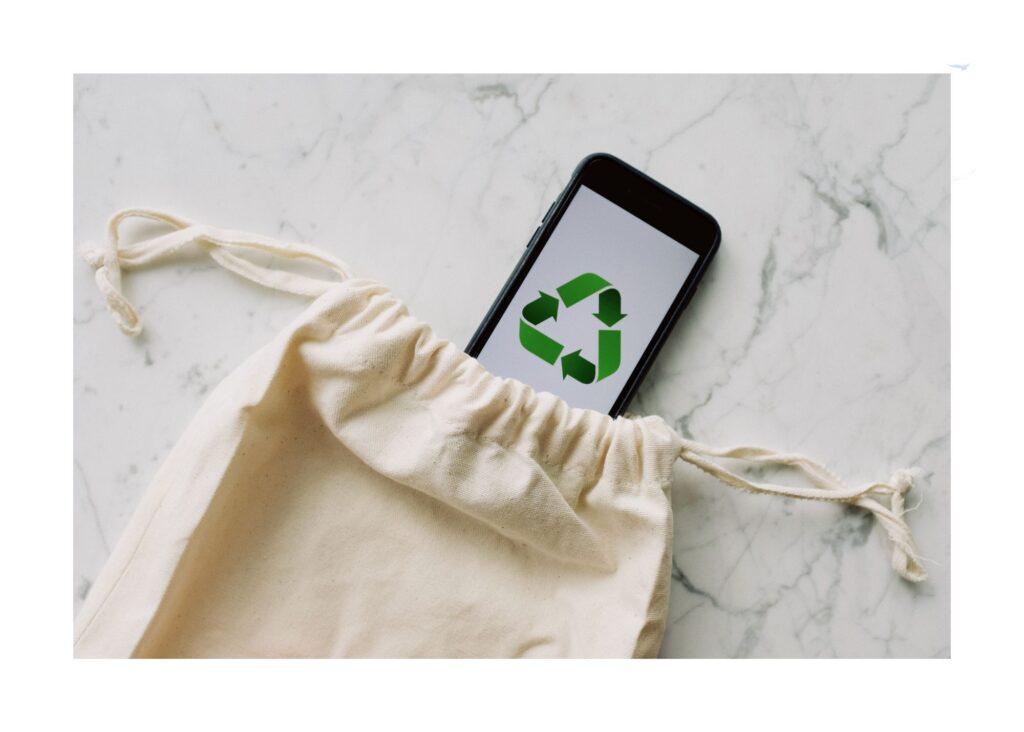 Cómo Adoptar Tecnología Eco-amigable en tu Rutina Diaria: Guía Práctica.
